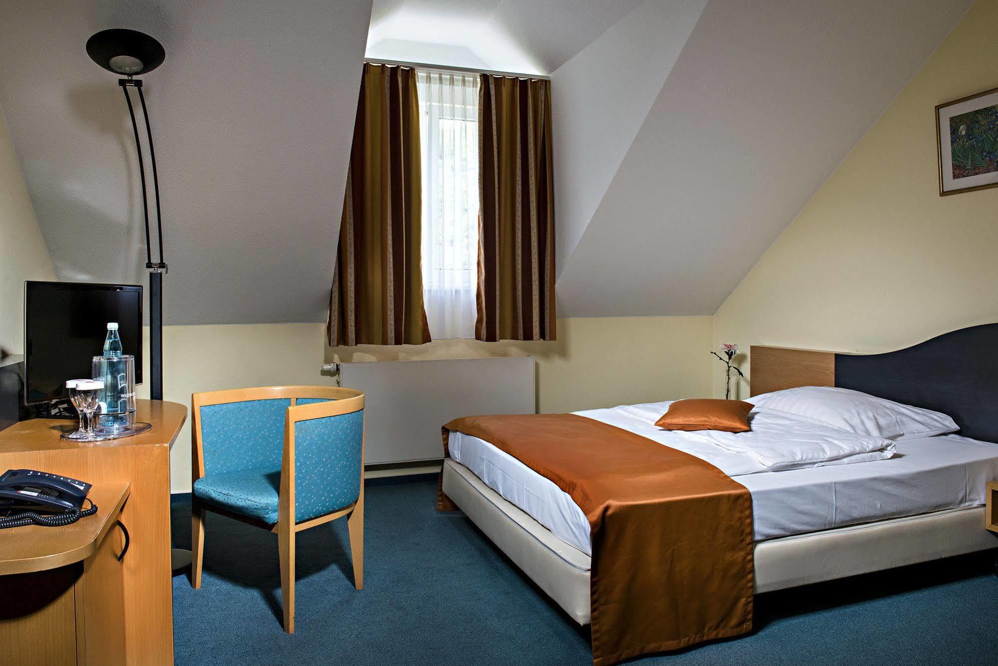 H+ Hotel Erfurt Exterior foto
